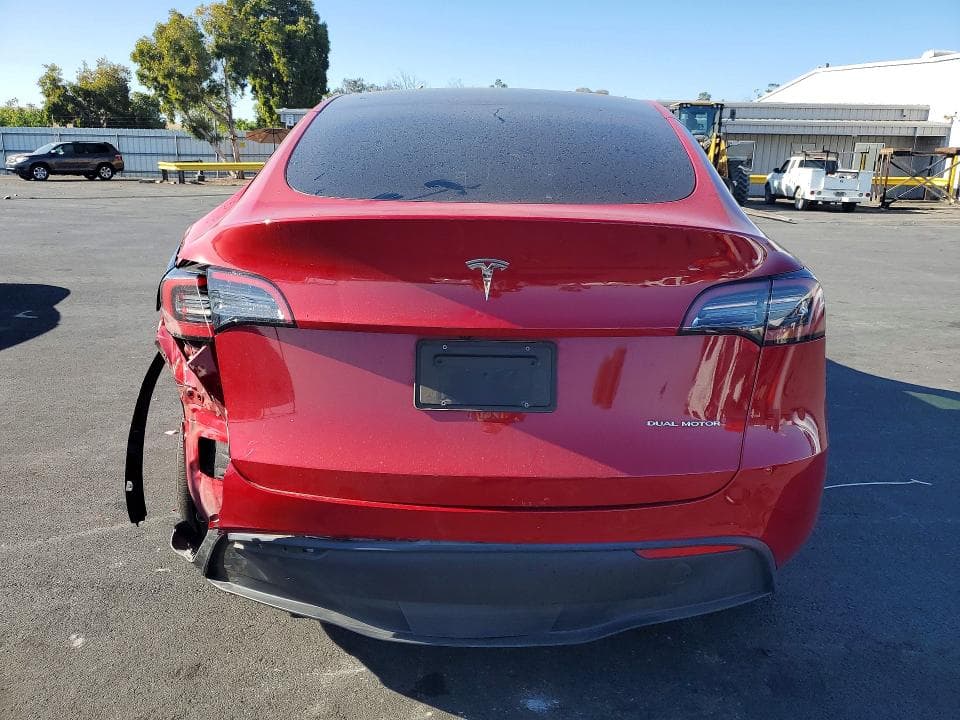 2023 TESLA MODEL Y 6