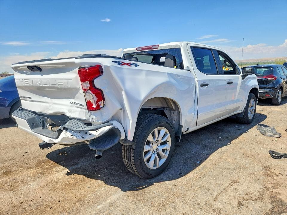 2021 CHEVROLET SILVERADO K1500 CUSTOM 3