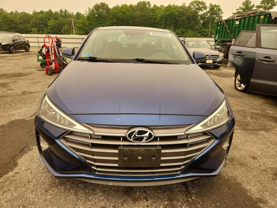 2020 HYUNDAI ELANTRA SEL 5