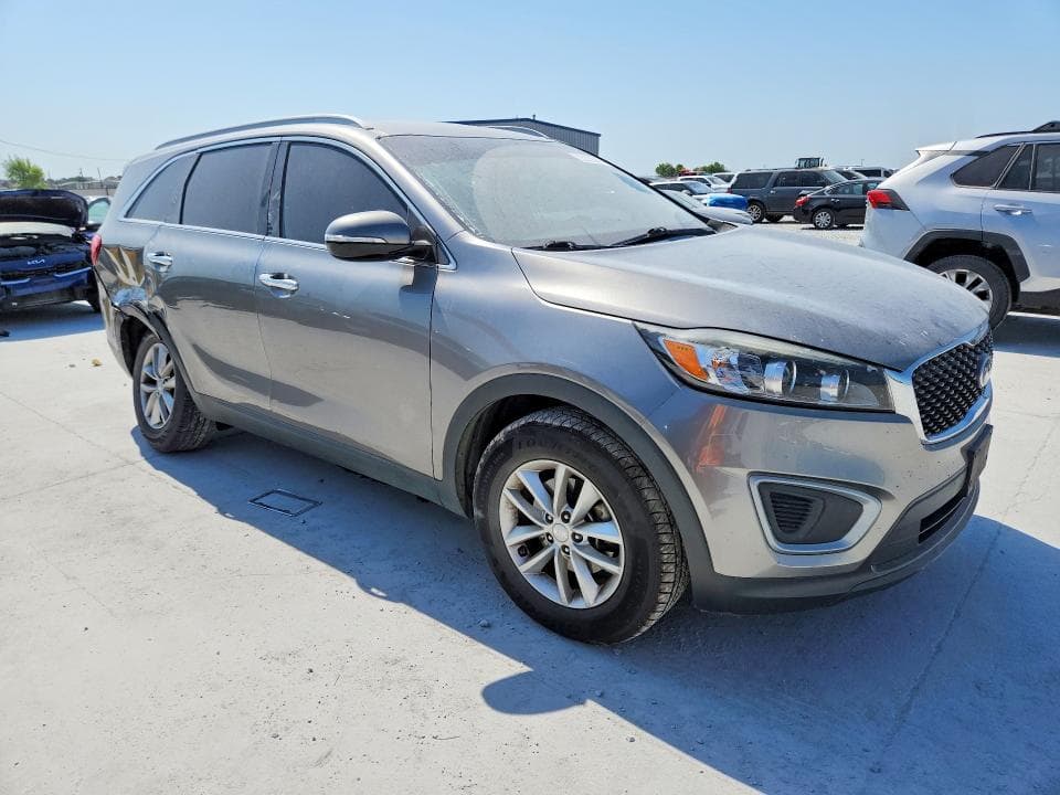 2018 KIA SORENTO LX 4