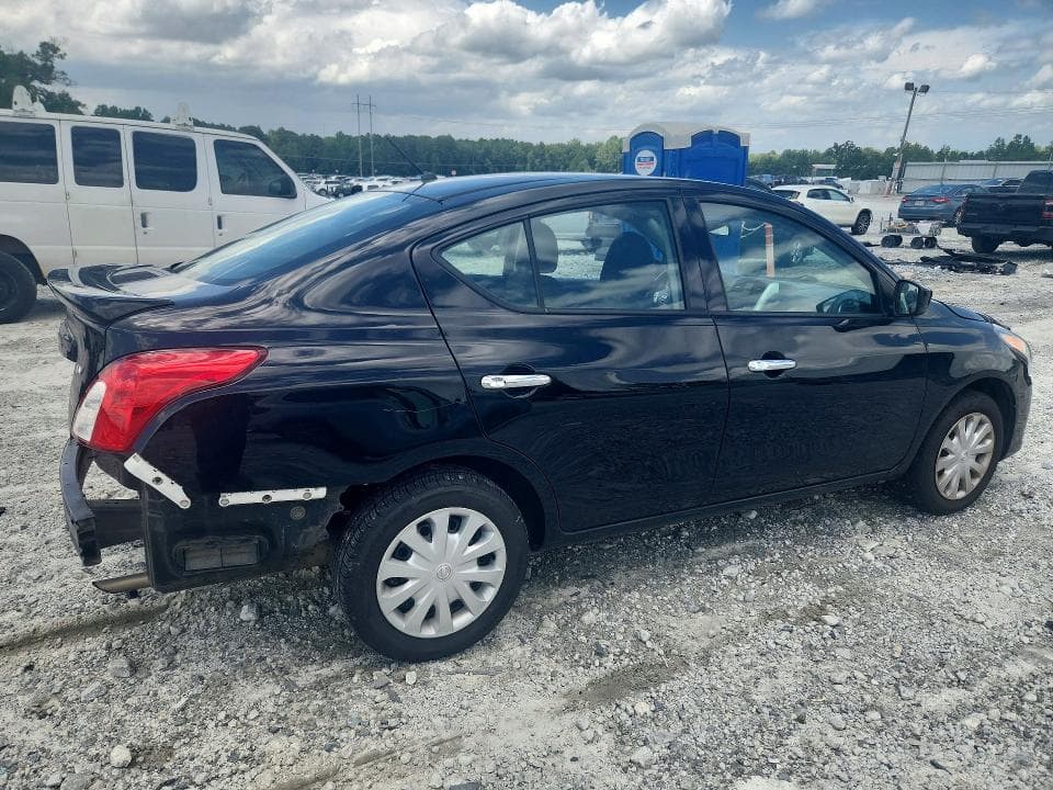 2018 NISSAN VERSA SV 3