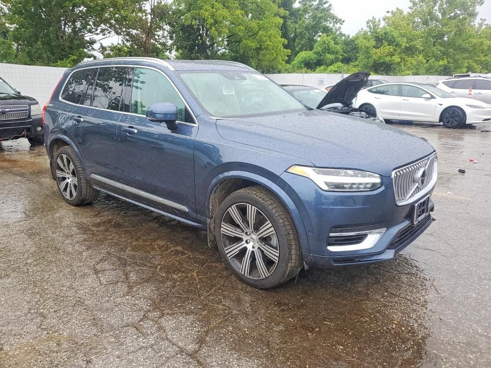 2021 VOLVO XC90 T8 RECHARGE INSCRIPTION 4