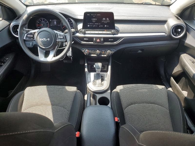 2023 KIA FORTE LX 8