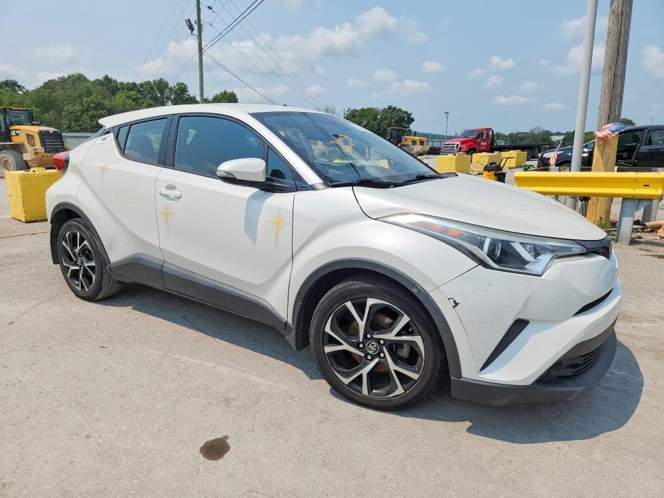 2018 TOYOTA C-HR XLE PREMIUM 4