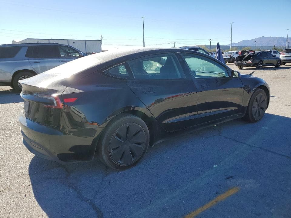 2025 TESLA MODEL 3 3