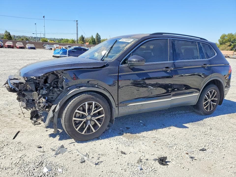 2021 VOLKSWAGEN TIGUAN SE