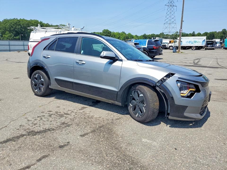2024 KIA NIRO WIND 4