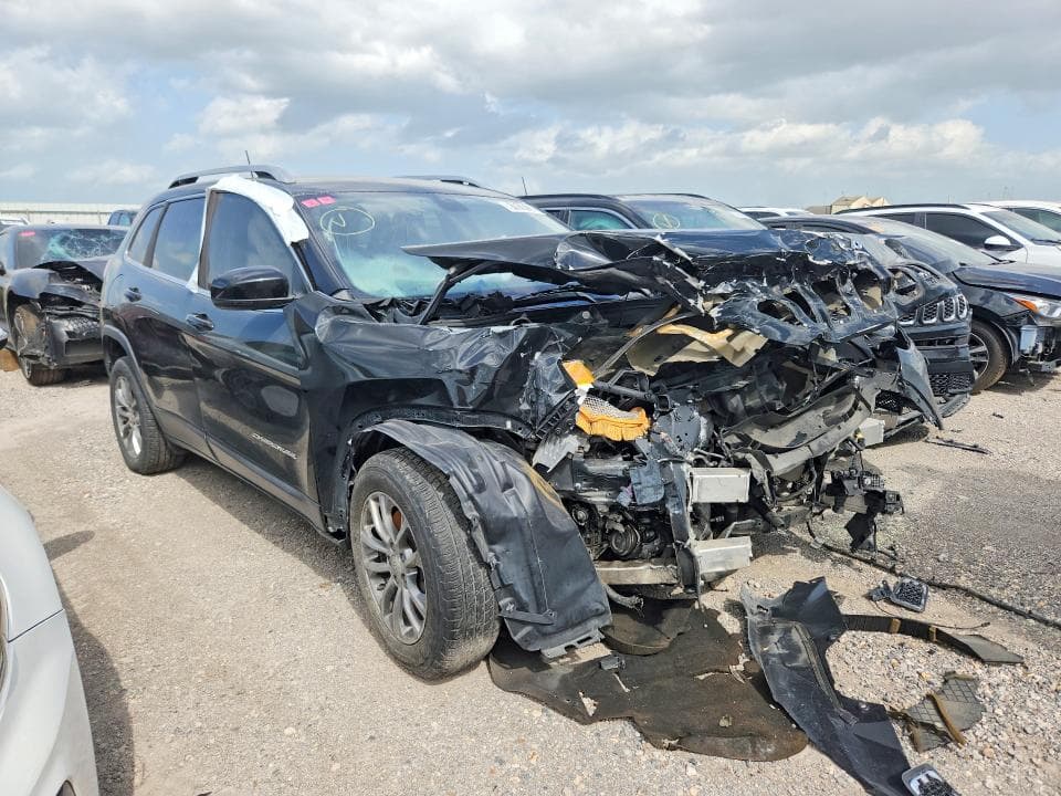 2019 JEEP CHEROKEE LATITUDE PLUS 4