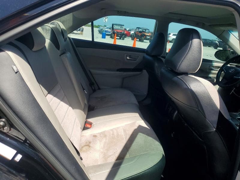 2017 TOYOTA CAMRY XSE 10