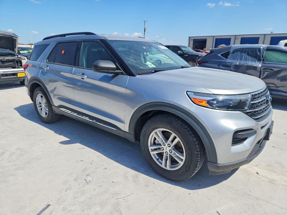 2020 FORD EXPLORER XLT 4