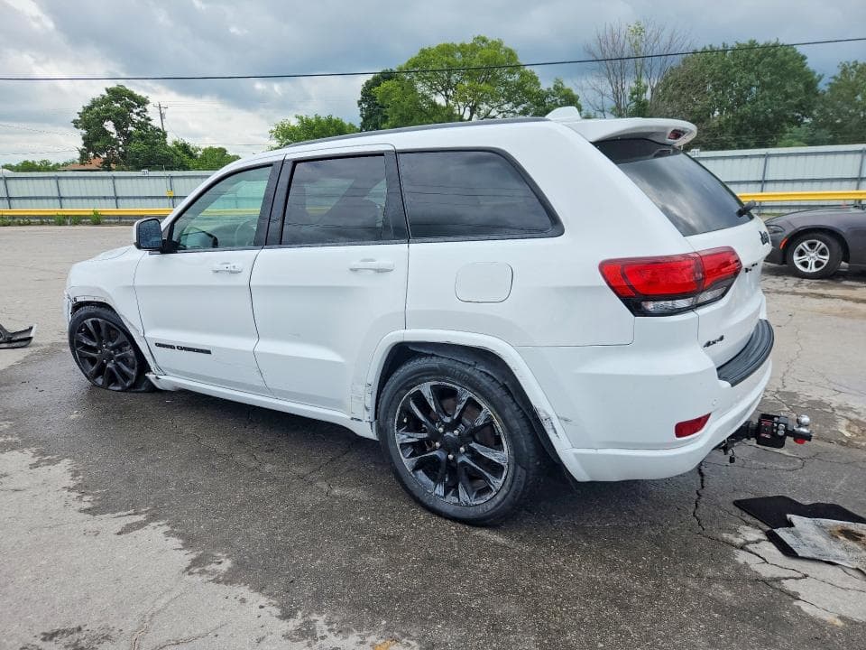 2019 JEEP GRAND CHEROKEE LAREDO 2