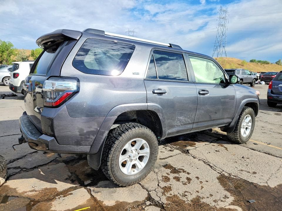 2021 TOYOTA 4RUNNER SR5 PREMIUM 3