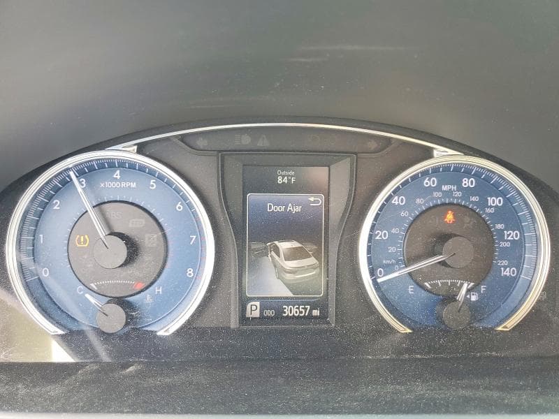 2017 TOYOTA CAMRY LE 9