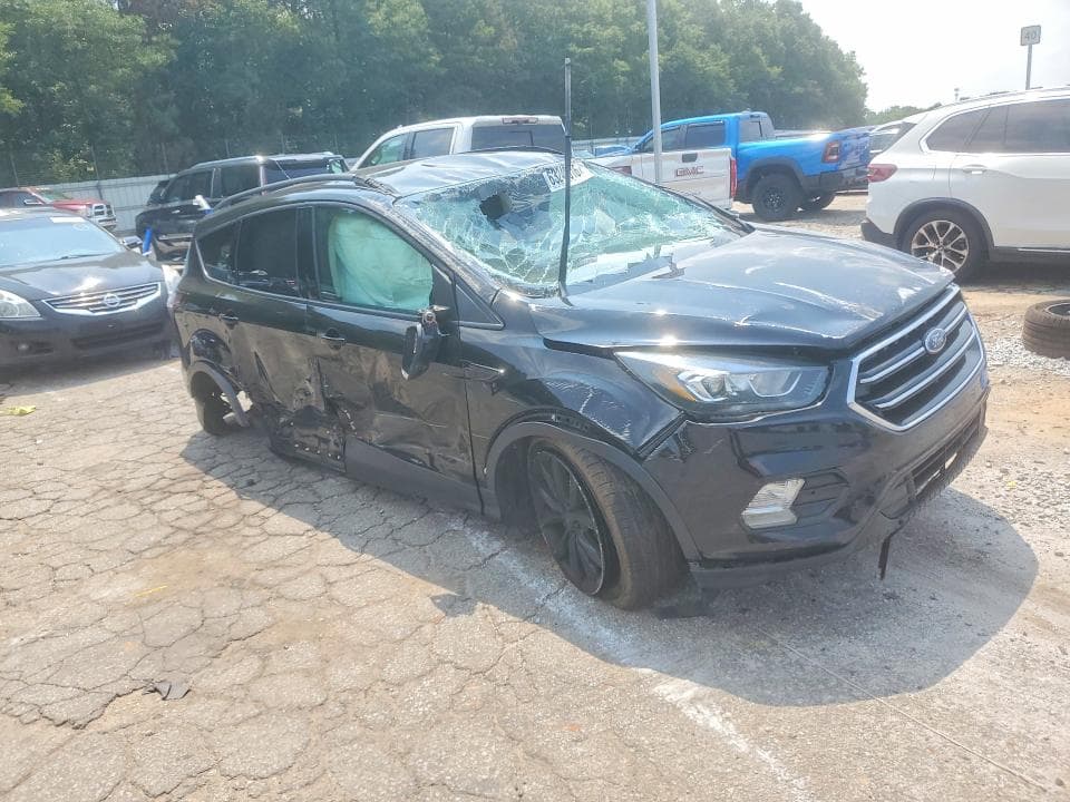 2017 FORD ESCAPE SE 4