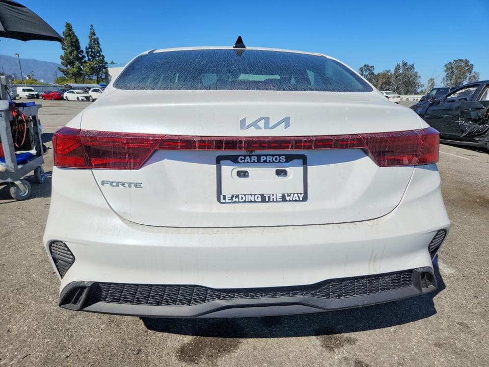 2023 KIA FORTE LXS 6
