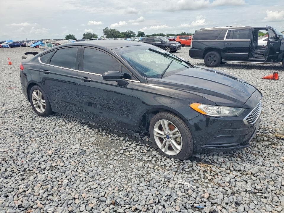 2018 FORD FUSION SE 4