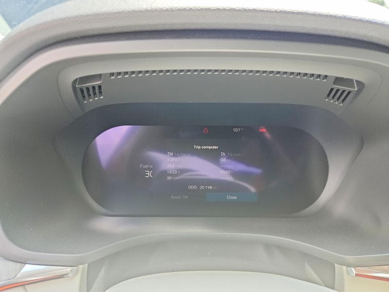 2024 VOLVO XC60 PLUS 9