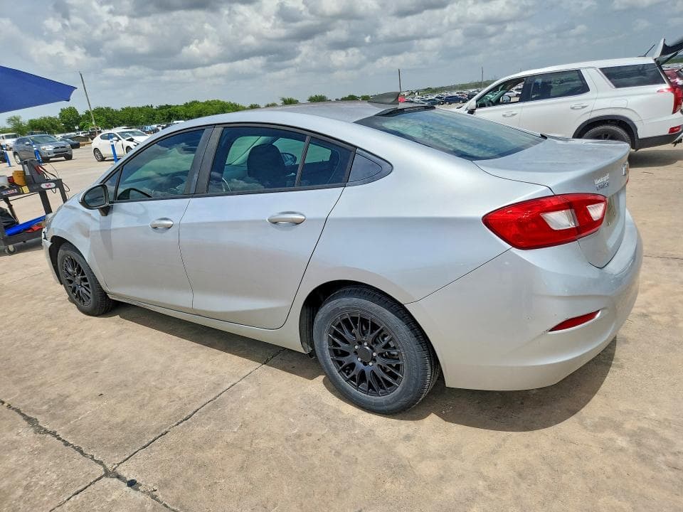 2018 CHEVROLET CRUZE LS 2