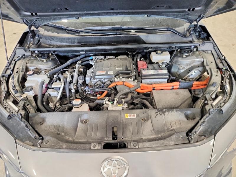 2025 TOYOTA BZ4X XLE 12