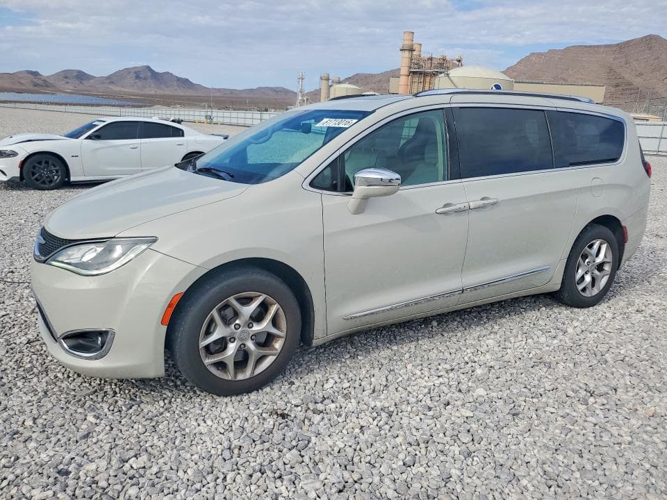 2020 CHRYSLER PACIFICA LIMITED - 1