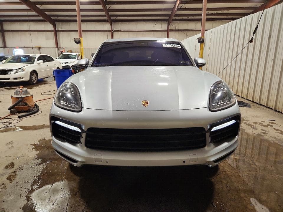 2019 PORSCHE CAYENNE 5