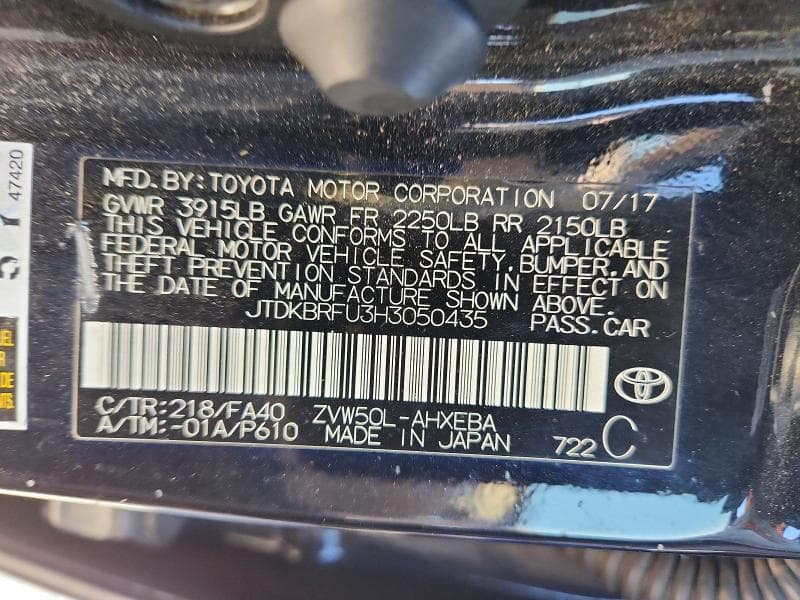 2017 TOYOTA PRIUS TWO 13