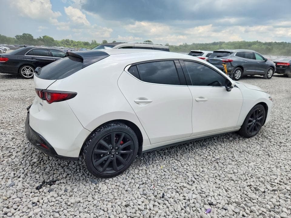 2022 MAZDA 3 PREMIUM 3