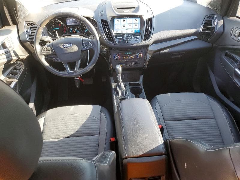 2017 FORD ESCAPE TITANIUM 8