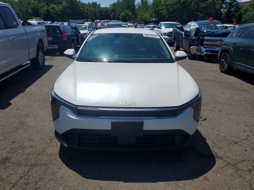 2025 KIA K4 LXS 5