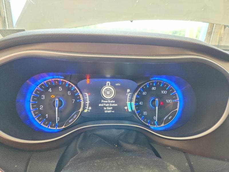2019 CHRYSLER PACIFICA TOURING L PLUS 9
