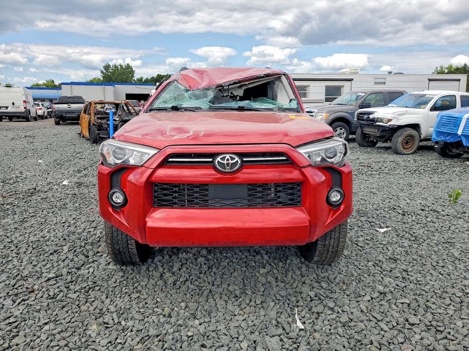 2021 TOYOTA 4RUNNER SR5 5
