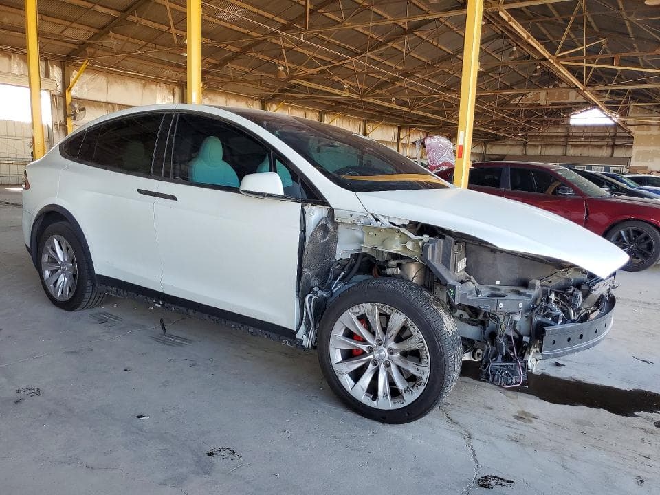 2020 TESLA MODEL X 4