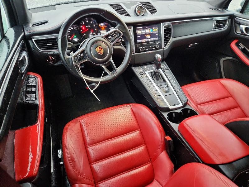 2018 PORSCHE MACAN GTS 8