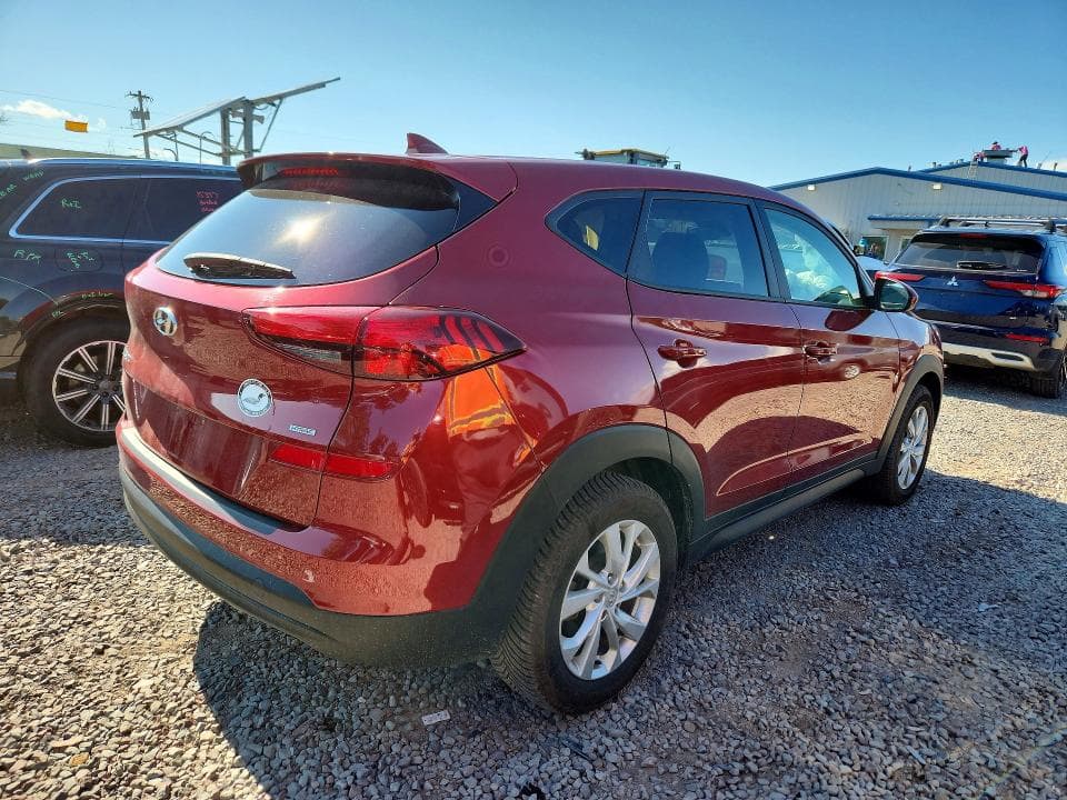 2021 HYUNDAI TUCSON SE 3