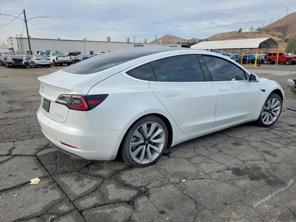 2020 TESLA MODEL 3 3