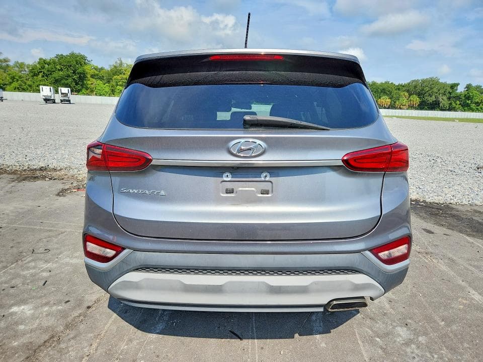 2019 HYUNDAI SANTA FE SE 6