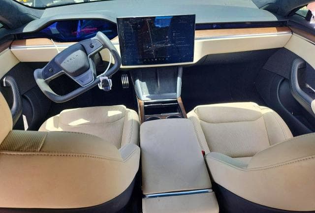 2021 TESLA MODEL S 8