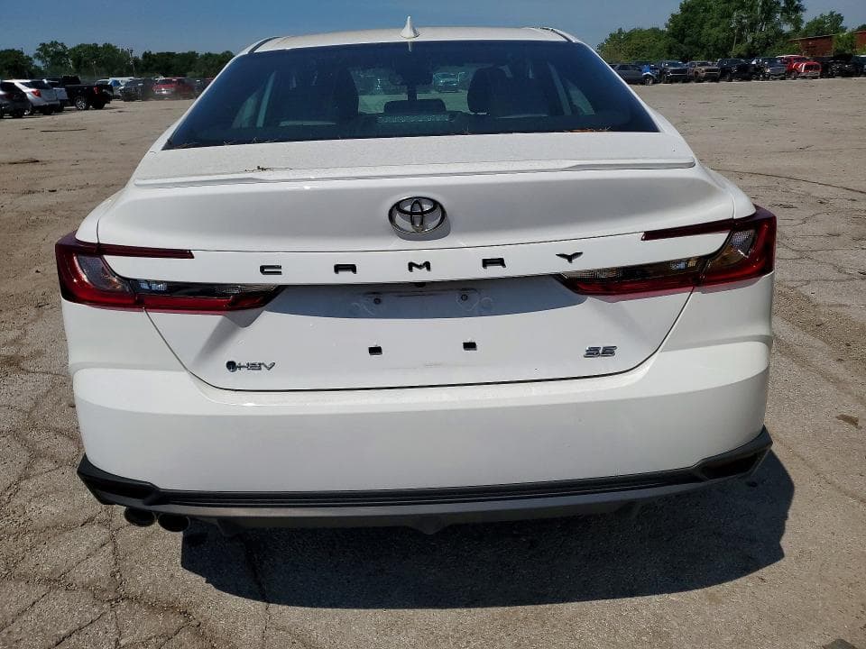 2026 TOYOTA CAMRY SE 6