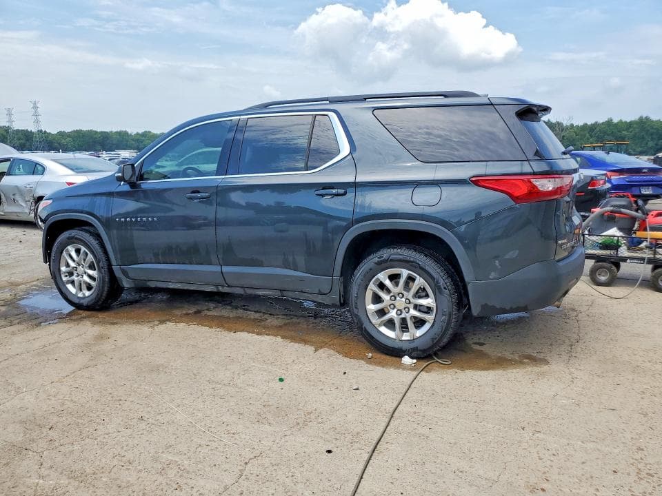2021 CHEVROLET TRAVERSE LT 2