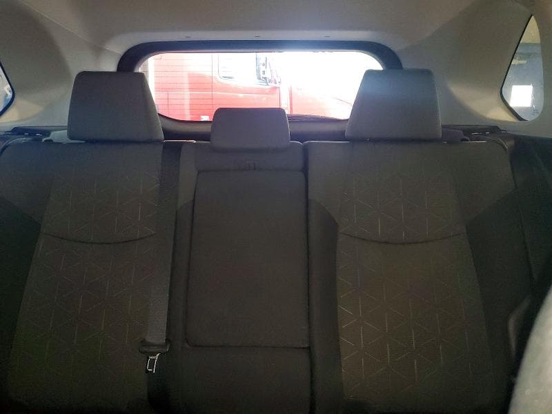 2020 TOYOTA RAV4 HYBRID XLE 10