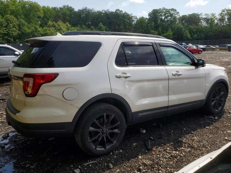 2019 FORD EXPLORER XLT 3