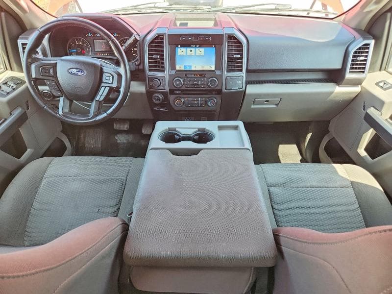 2017 FORD F150 SUPERCREW 8