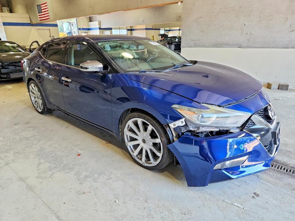 2018 NISSAN MAXIMA 3.5 S 4
