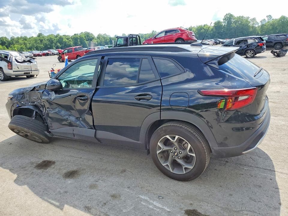 2025 CHEVROLET TRAX 1LT 2