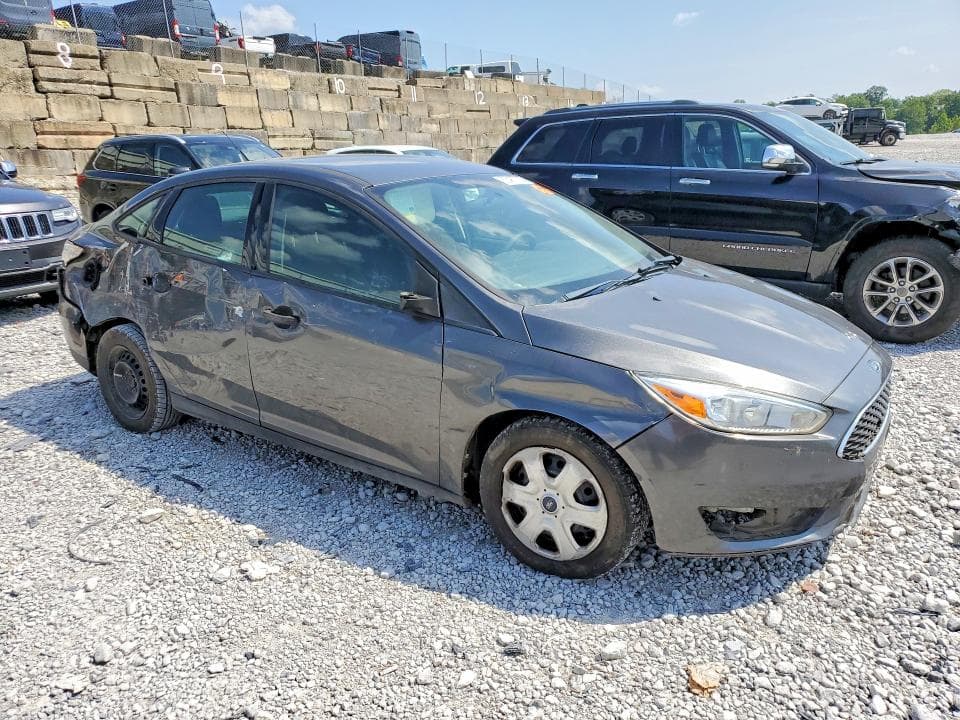 2018 FORD FOCUS S 4
