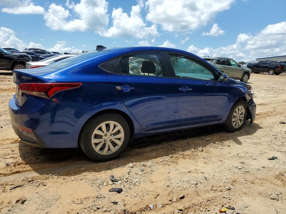 2020 HYUNDAI ACCENT SE 3