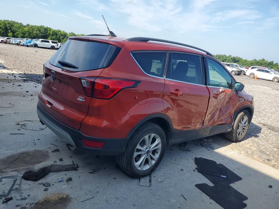 2019 FORD ESCAPE SEL 3