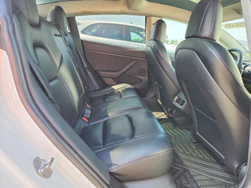 2021 TESLA MODEL 3 10