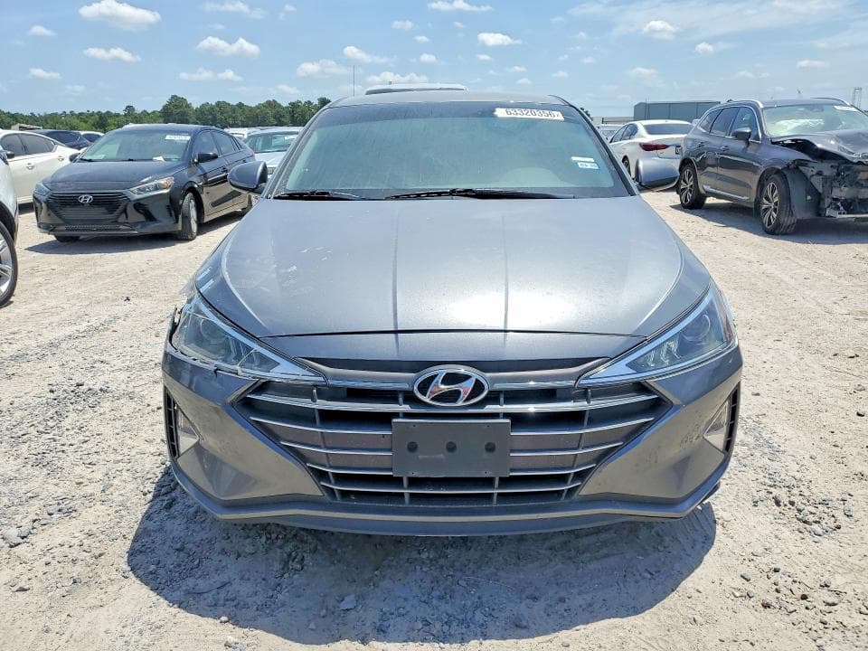 2019 HYUNDAI ELANTRA SE 5