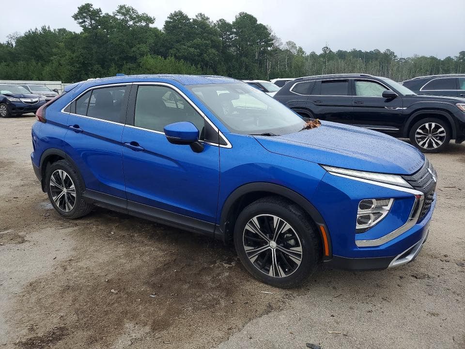 2022 MITSUBISHI ECLIPSE CROSS SE 4